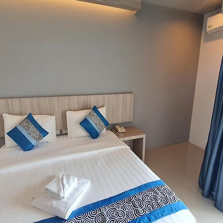 Carpio Hotel Phuket ภายนอก รูปภาพ