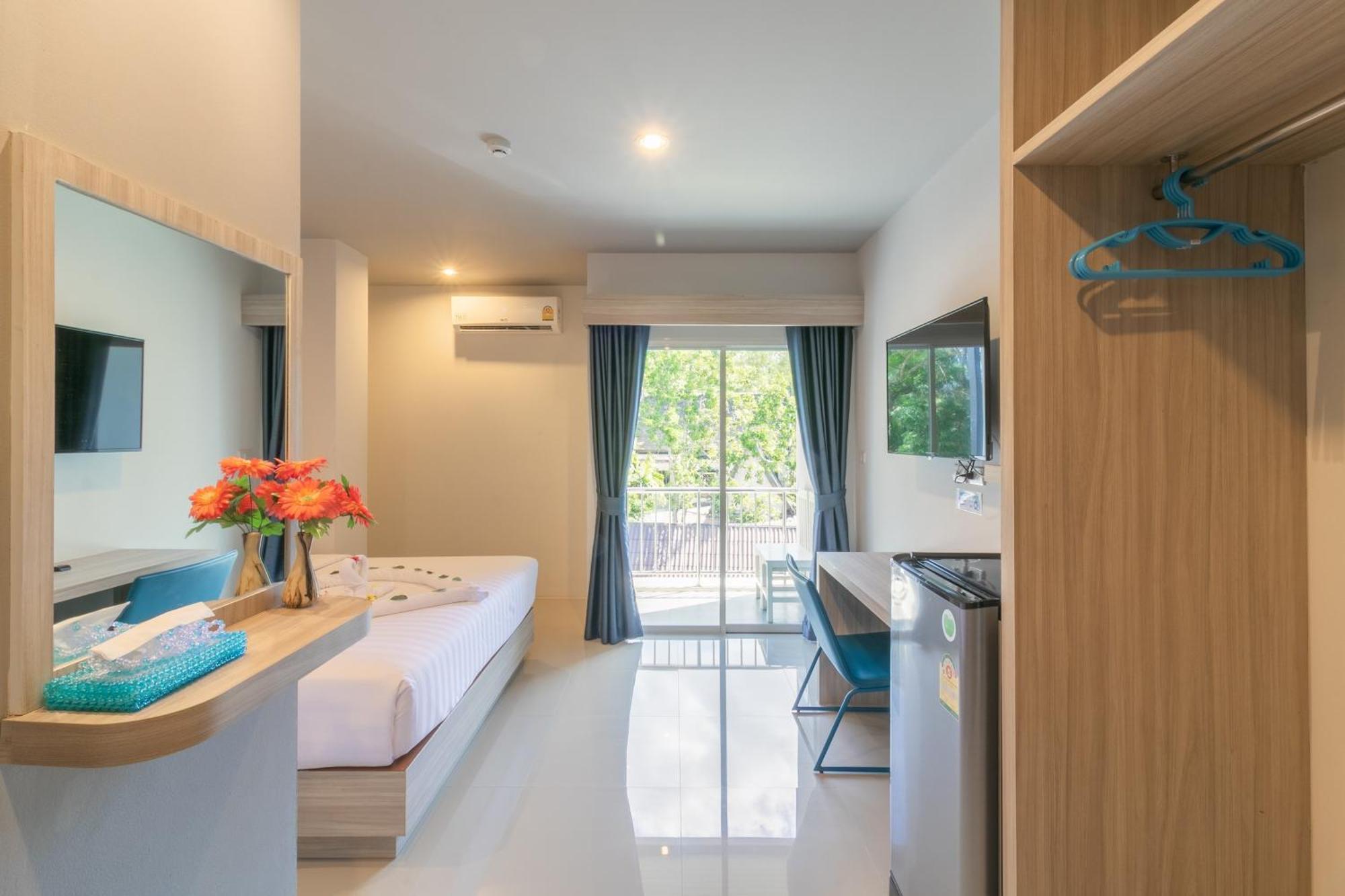 Carpio Hotel Phuket ภายนอก รูปภาพ
